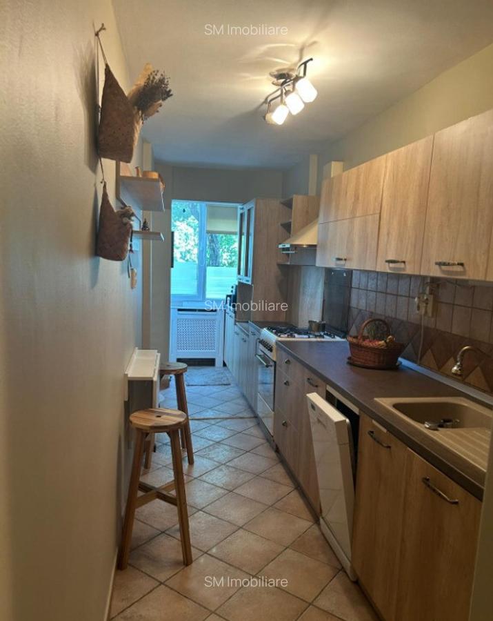 Apartament 3 camere, parter, mobilat ?i utilat Micro 15 - 5