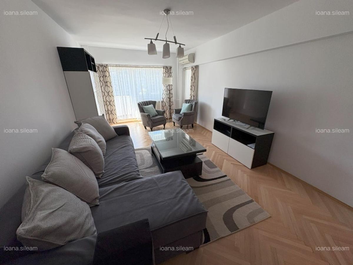 Proprietar inchiriez 2 camere B-dul Unirii / rond Alba Iulia - Bucuresti - 1