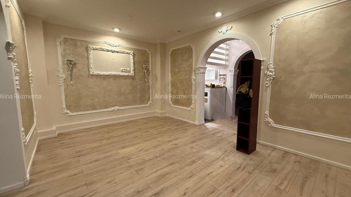 REC3001582 Restaurant l Vila Interbelica l consolidata - 3