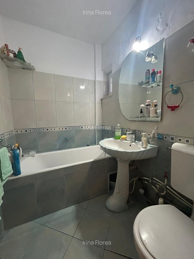 Apartament 3 camere -Zona Sud  - etaj 4/4 - 68 mp - 9