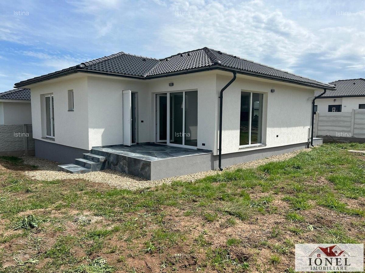 Casă individuală cu 3 camere în Micești - 1