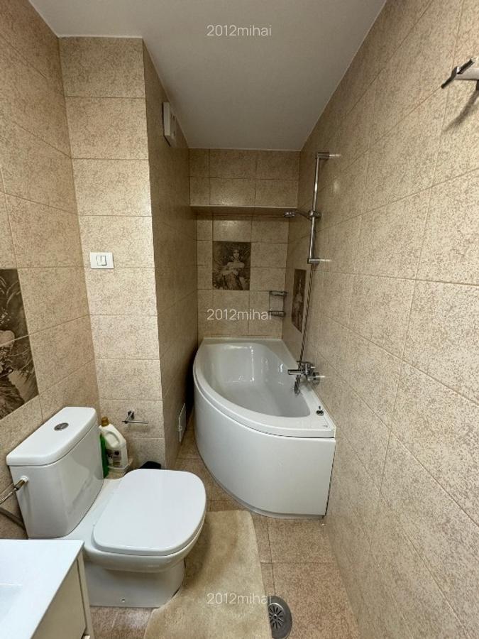 2 Camere decomandat vedere Bd. Decebal Comision 0% - 11