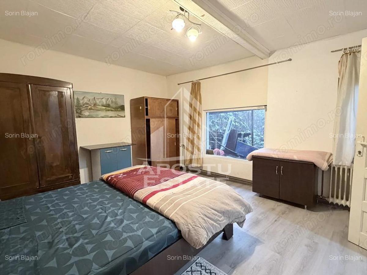 Casa la curte comuna Dambovita malul Begai - 4