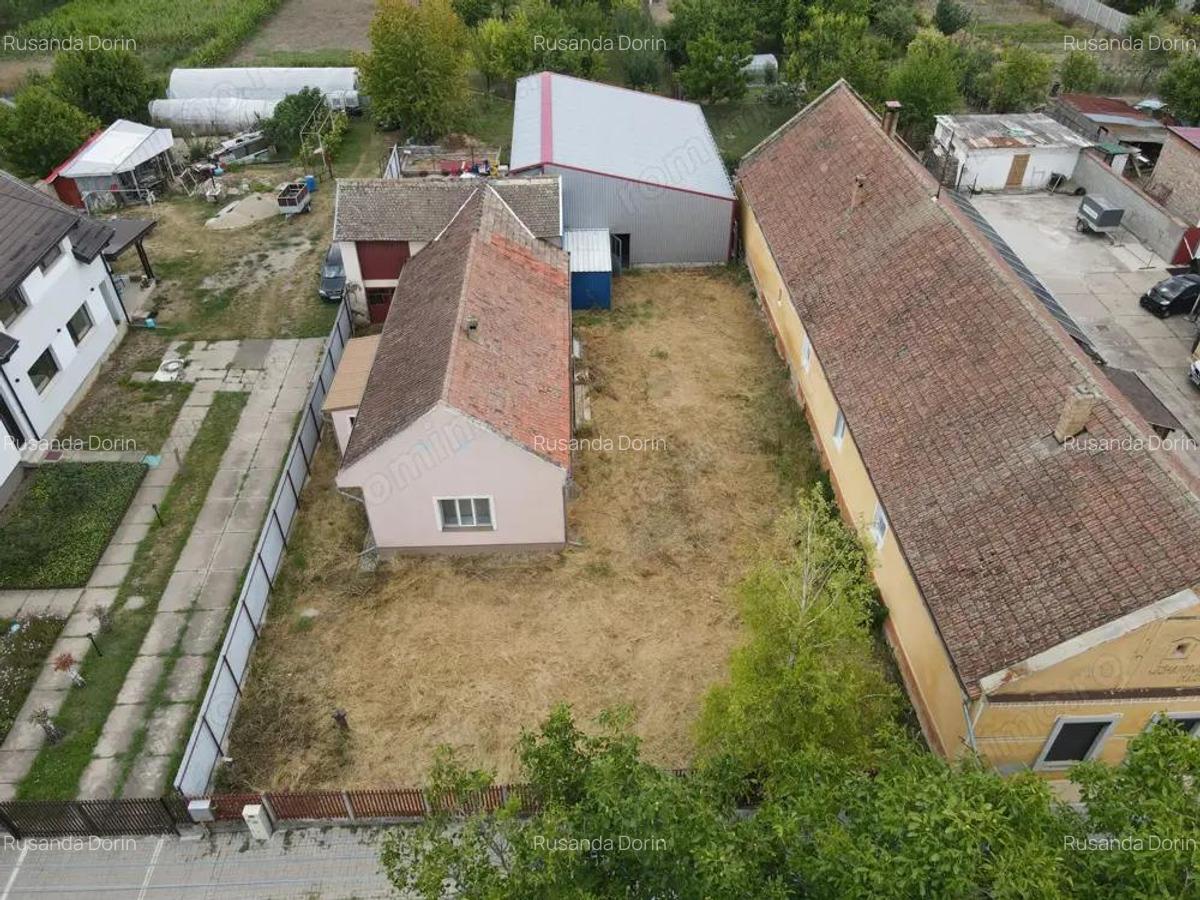 Casa cu Hala ?i Anexe Loca?ie Excelenta, Poten?ial Mare pentru Afacere! | Biled Strada Principala - 1