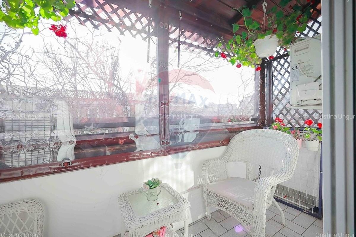 Apartament cu 3 camere + garsoniera de vanzare in zona Decebal - 9