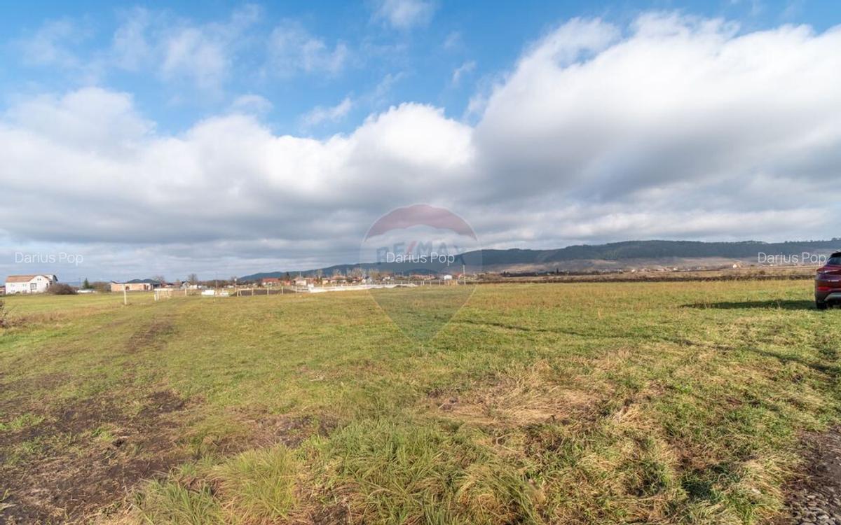 Teren intravilan in Bontida, zona Garii - 2