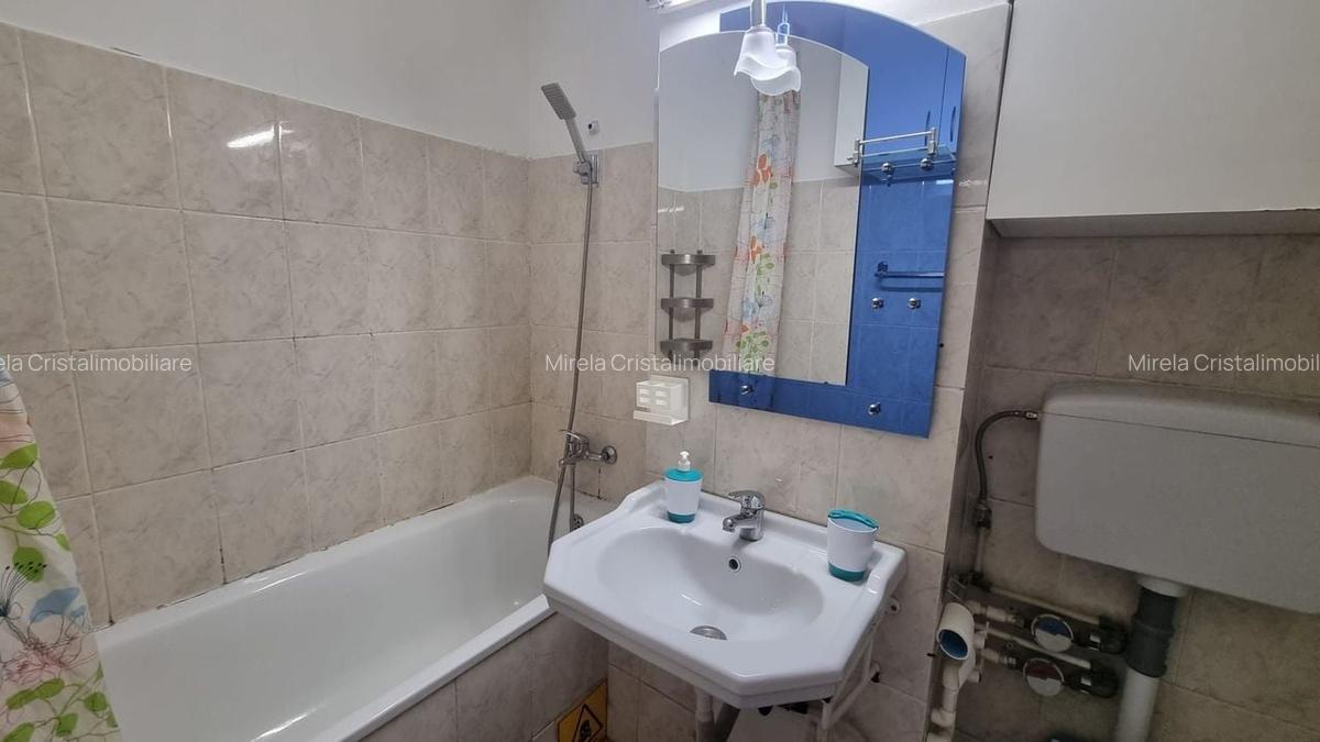 Vanzare Apartament 2 Camere Stradal pe Bd. Mircea Voda - 12