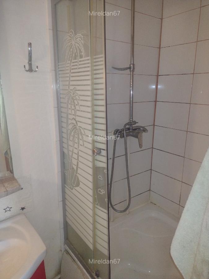 Închiriez garsonieră - 2