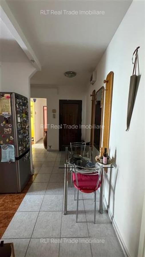 Apartament 3 camere decomandat etajul 1 Astra - 11