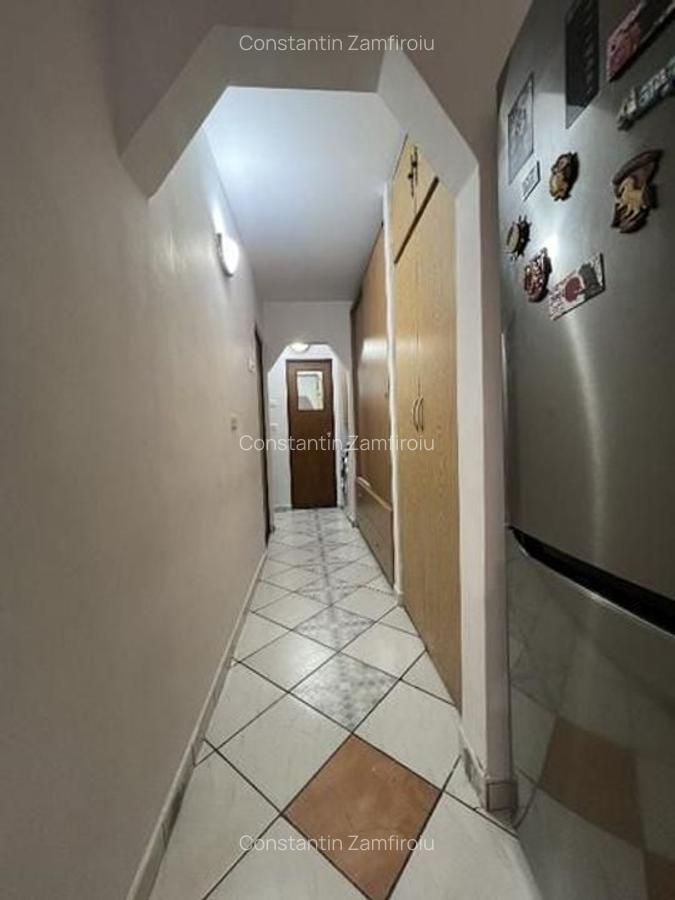 Apartament 3 camere parter decomandat, 67,7 mp, mobilat metrou - 11