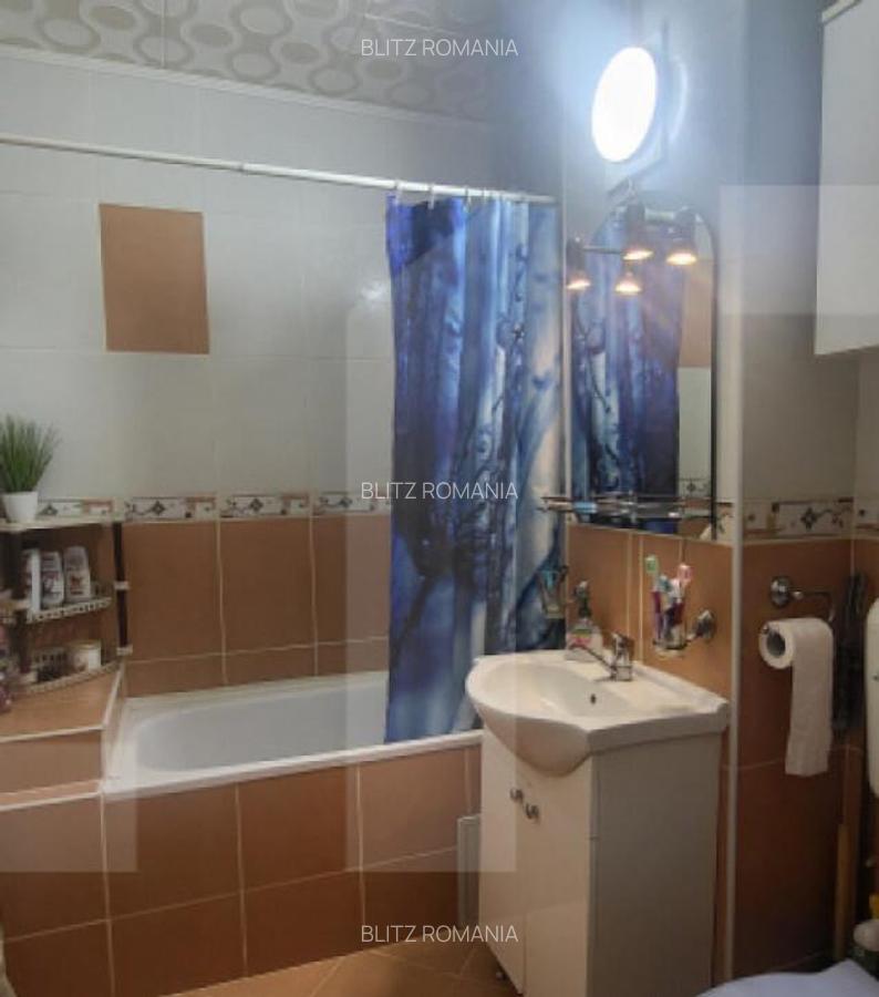 Apartament cu 3 camere in zona Soarelui - 15
