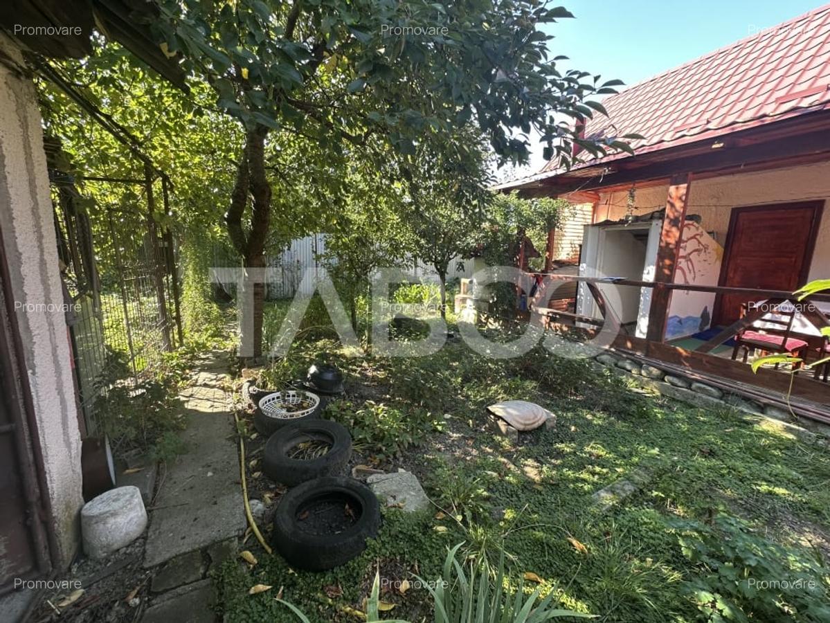 Casa de vanzare 3 camere 110 mpu teren liber 198 mp si garaj Fagaras - 11
