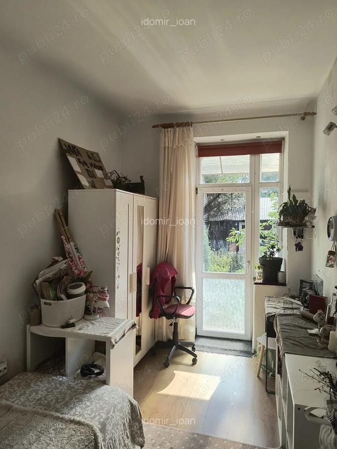 De inchiriat apartament 3 camere Cisnadie, zona centrala - 1