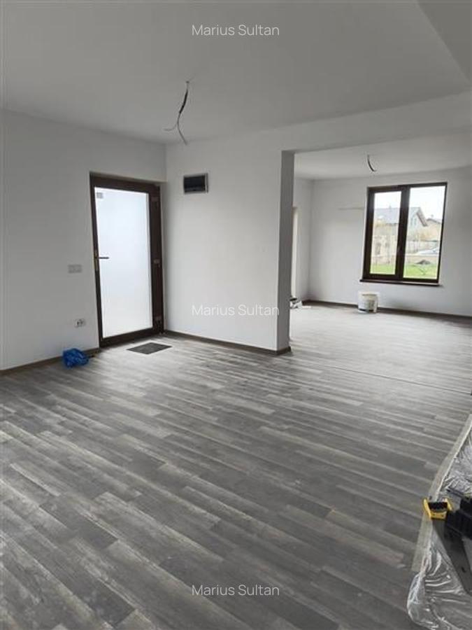 Oportunitate! Casa spatioasa, individuala, in Stupini, Brasov - 2