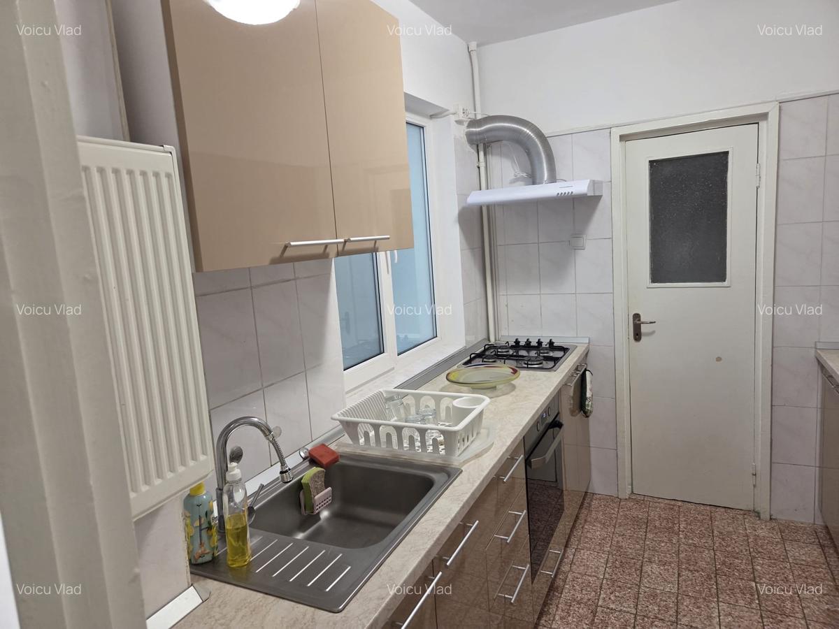 VICTORIEI- 4 CAM,130 MP,CENTRALA PROPRIE,MOBILAT CLASIC,FOARTE SPATIOS,900 EURO - 4
