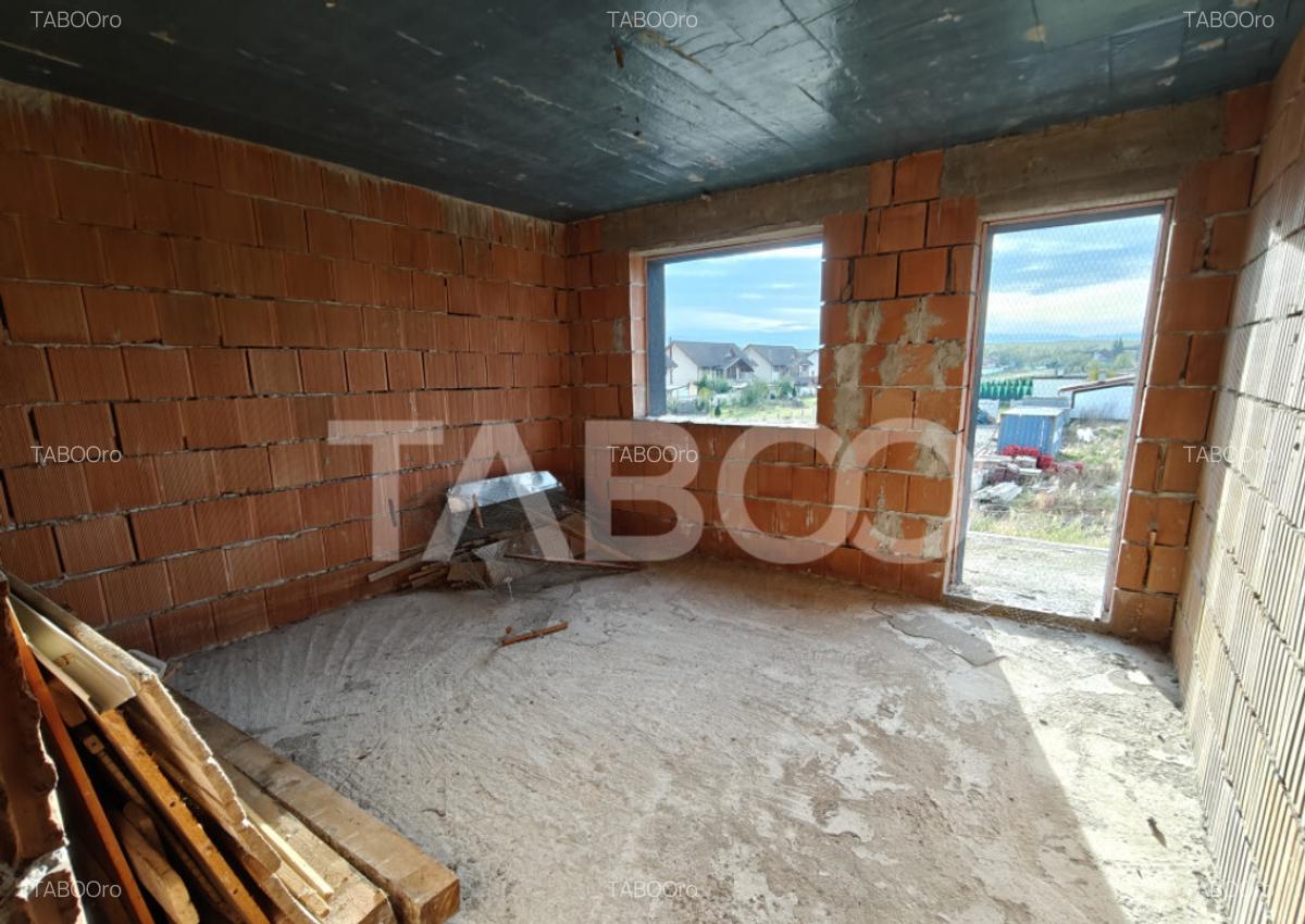 Casa 5 camere 3 bai - pivnita - terasa - 2 porti de acces CO - 8 Casa 5 camere 3 bai - pivnita - terasa - 2 porti de acces CO - 8