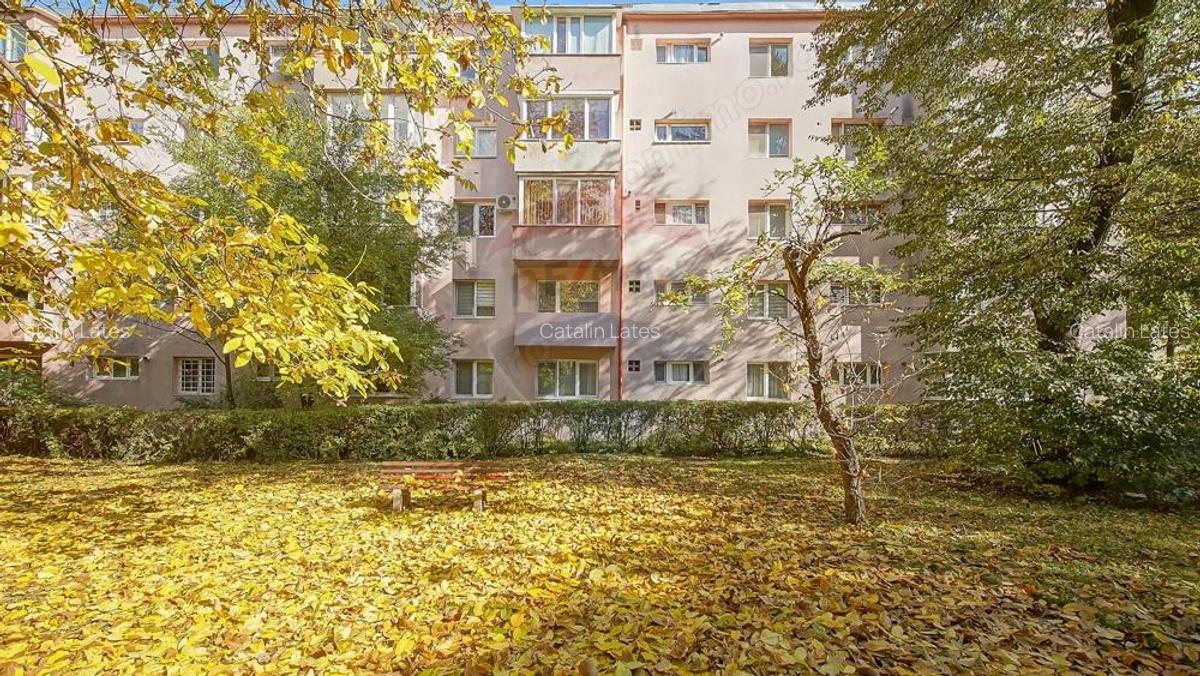 Apartament 3 camere, complet mobilat, la 1 minut de Pia?a Astra - 12 Apartament 3 camere, complet mobilat, la 1 minut de Pia?a Astra - 12