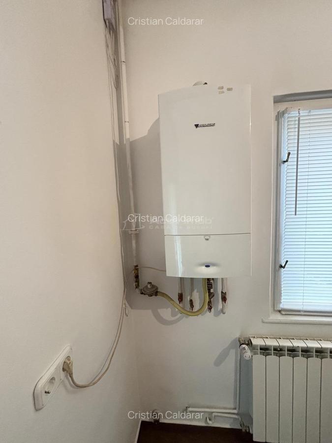 Apartament cu 3 camere - 91 mp utili - centru - Locatie excelenta - posibilitate de compartimentar - 9