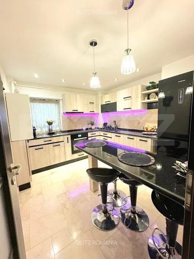 Apartament de vanzare, cu 4 camere, 90 mp, zona Racadau - 2