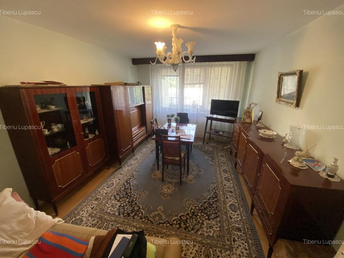 Apartament 2 camere, central - 1