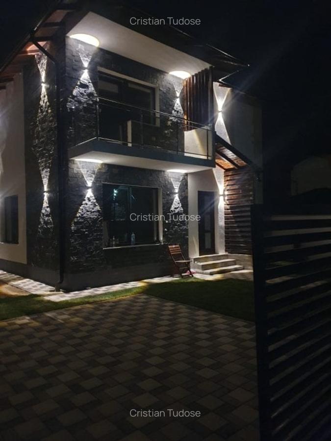 Casă cu 4 camere în Mioveni - 10