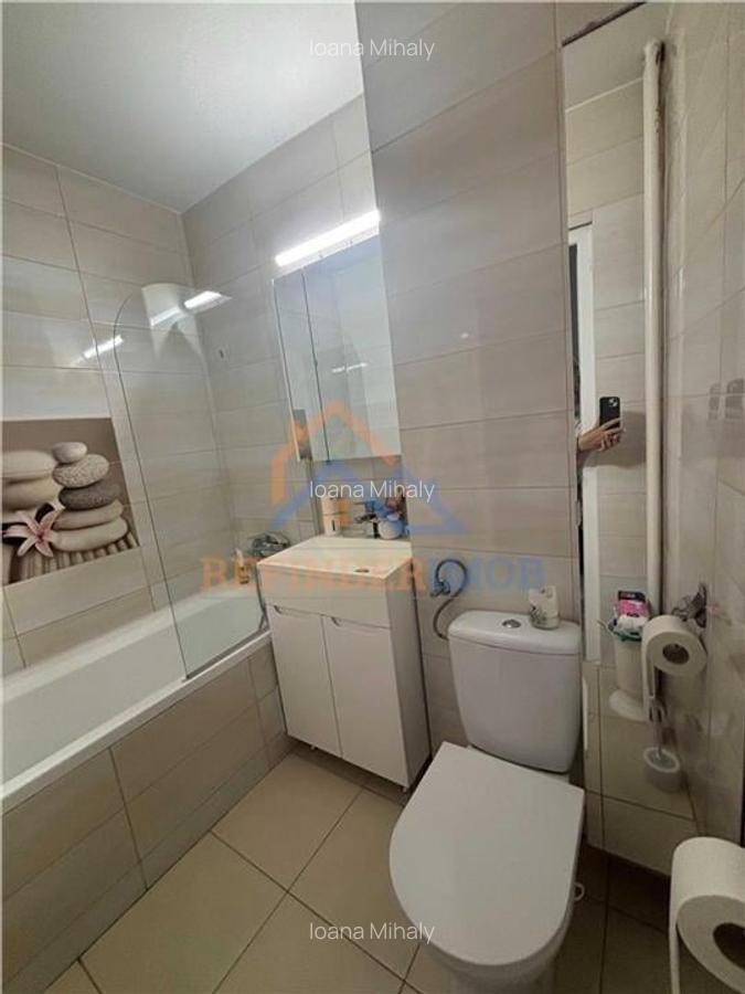 Apartament cu 3 camere semidecomandat, mobilat în Titan - 7