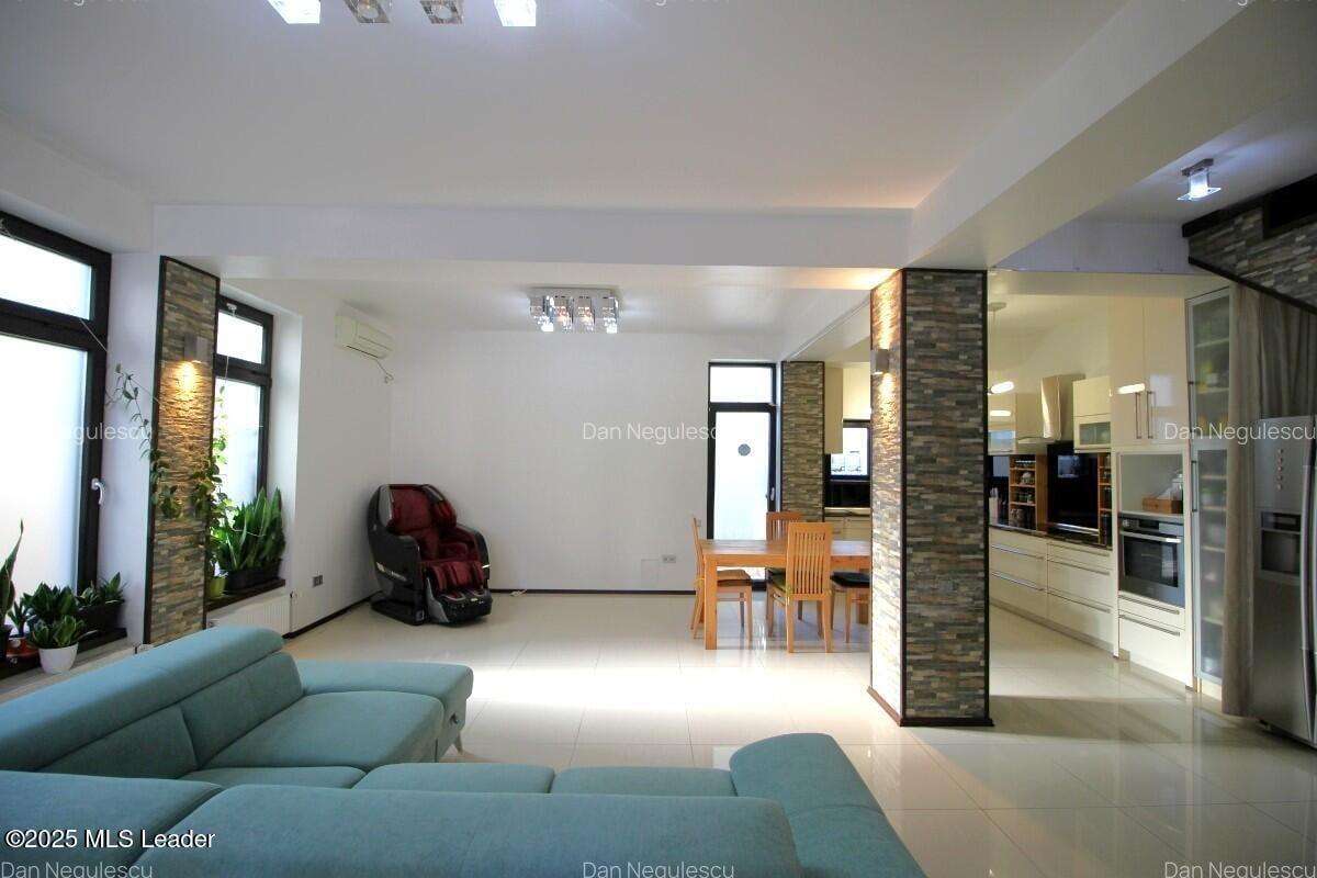 Popesti-Leordeni, Sf. Agnes, vila 2010, p+1+m, 216 mp, curte 138 mp! - 5