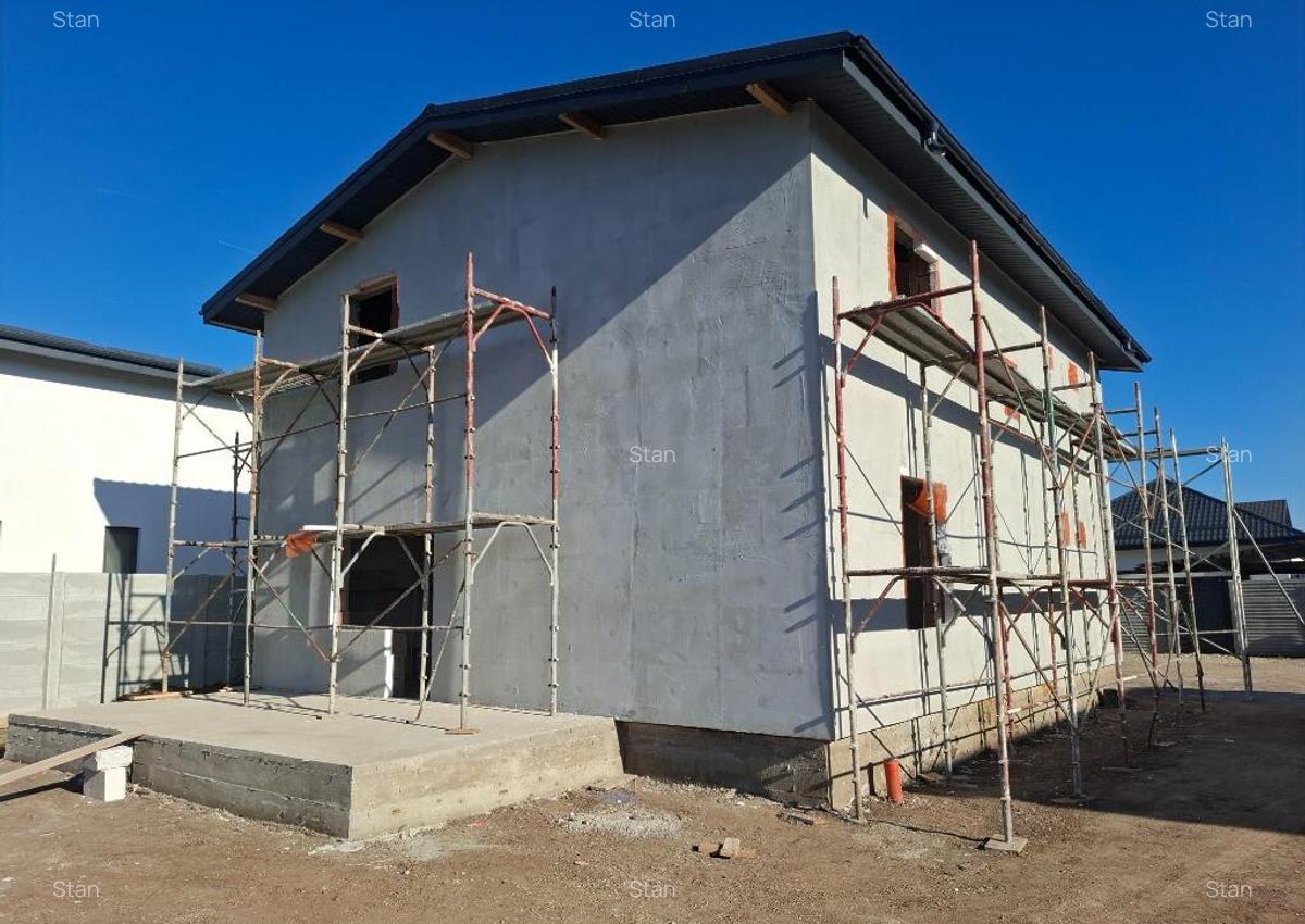 Pantelimon ilfov parter+mansarda pe placa de beton,5cam,3bai,351mp - 2