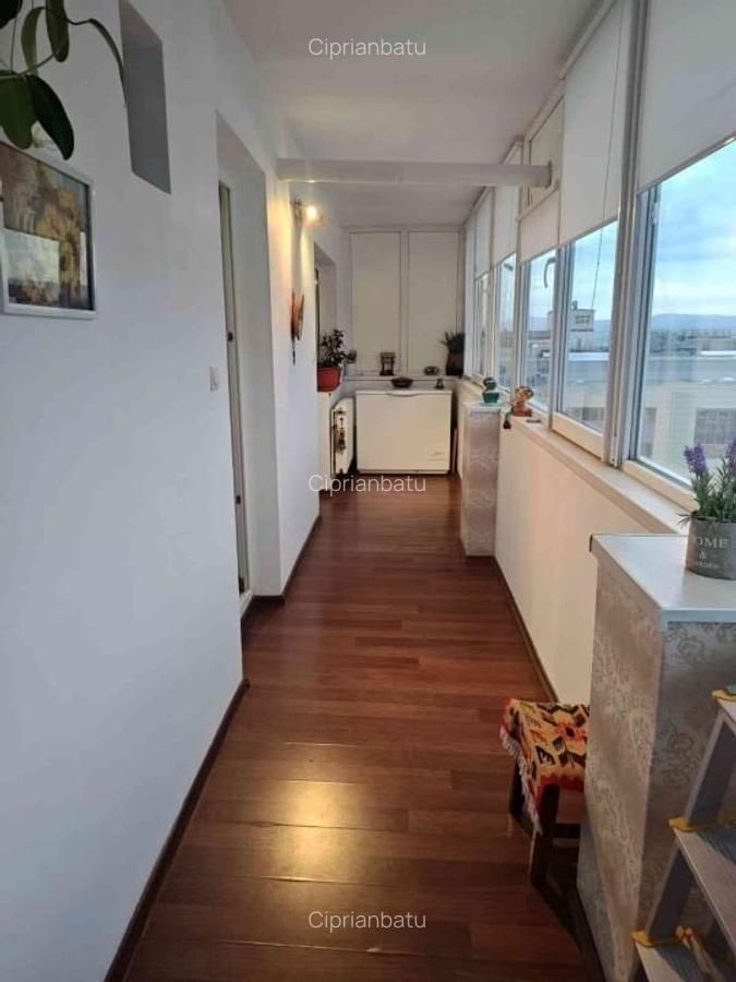 Apartament 3 camere - 1