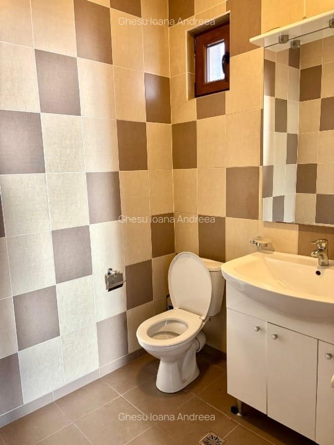 Casă pentru sediu firmă – 205 mp, Sector 4, panouri solare și loc parcare - 9