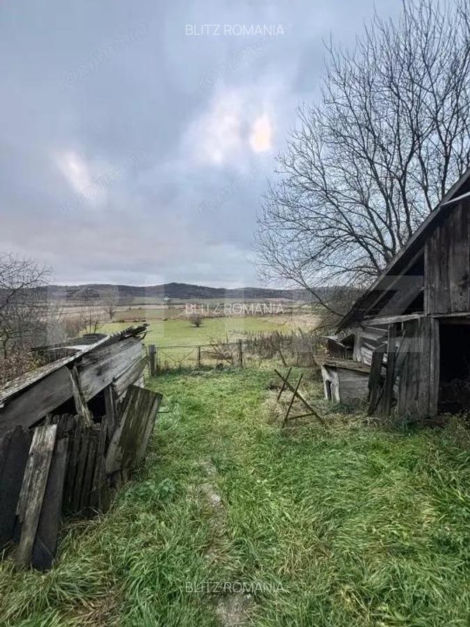 Casa tradi?ionala batraneasca in Galatii Bistri?ei, cu teren generos ?i anexe - 6