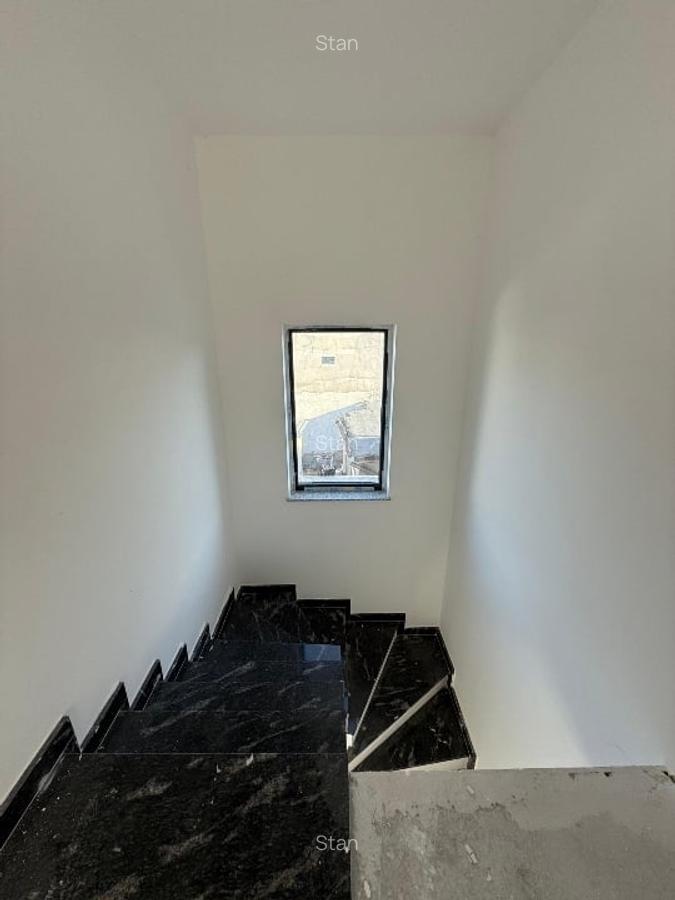 Casa individuală 2025 4 camere + Curte liberă de 150mp utili sectorul 1 - 12
