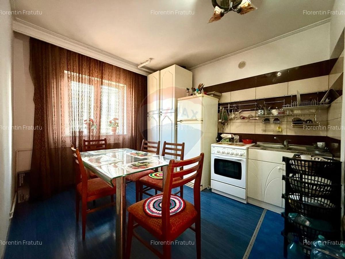 Vila de vanzare cu 16 camere  in zona Coiciu- Constanta - 9