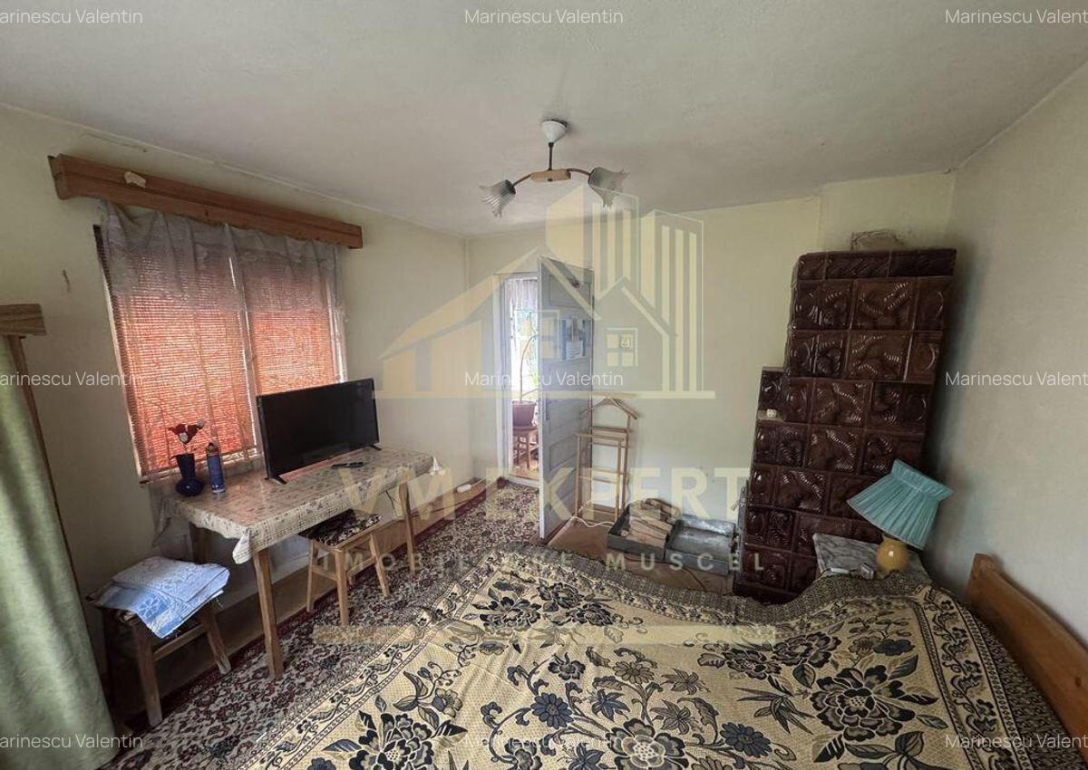 CASA 11 CAMERE TEREN 893 MP LERE?TI ARGE? - 2