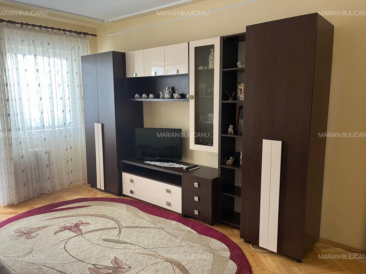Apartament cu 3 camere decomandat, mobilat în Alexandru cel Bun - 4