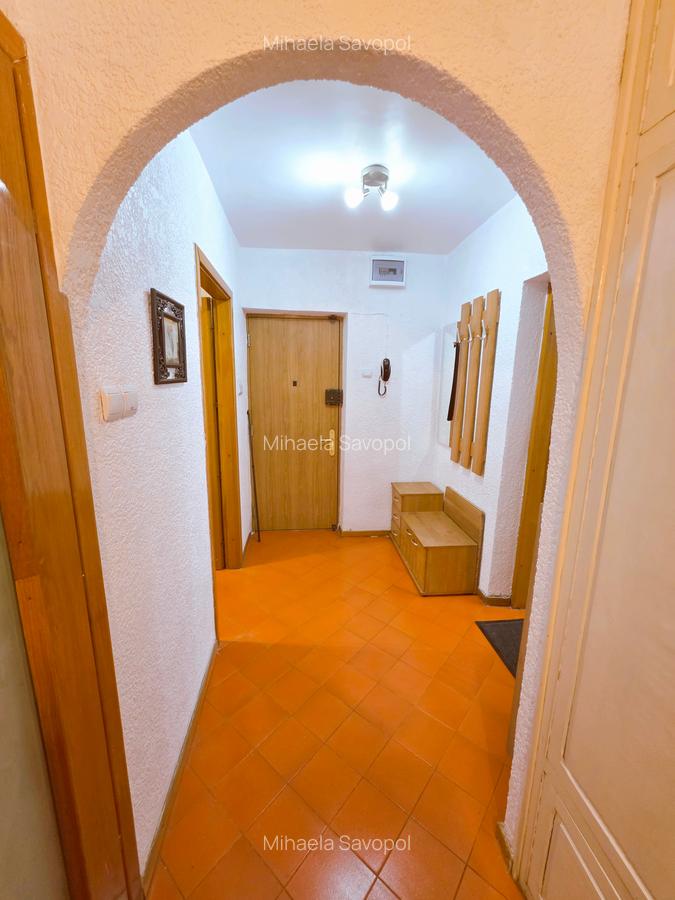 Garsoniera inchiriere Stirbei Voda bloc 1993 etajul 3/7 - 32