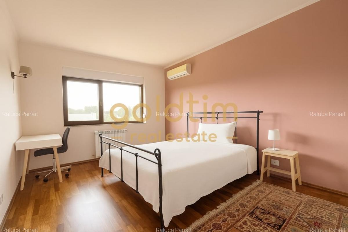 SUPERB/ PRIVELISTE/ SPATII GENEROASE - 15