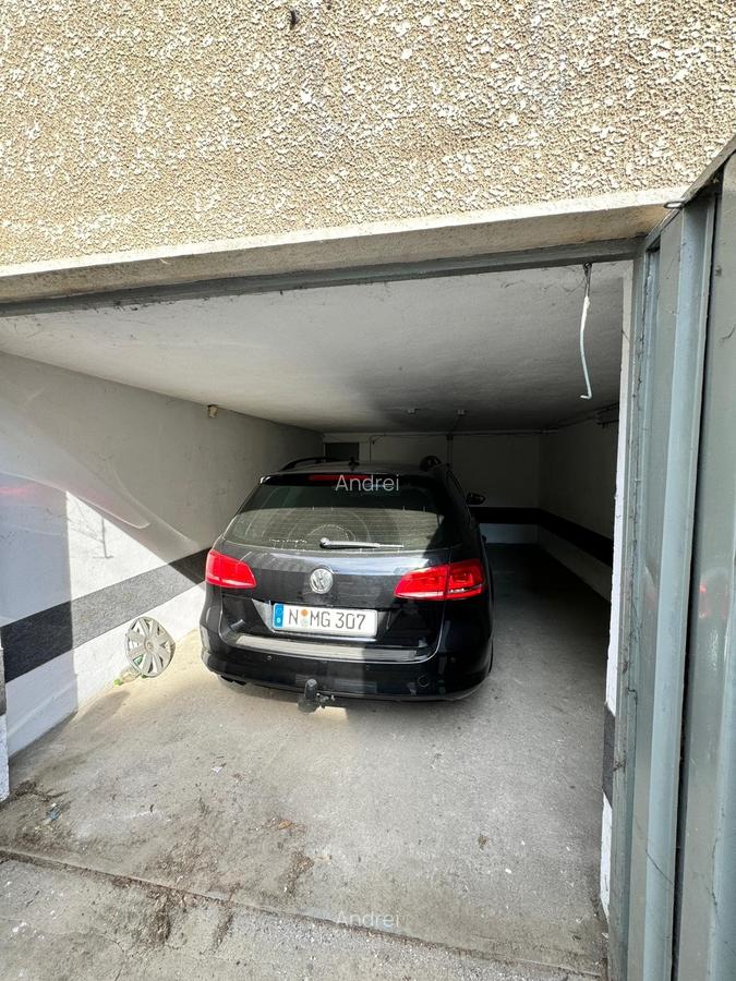 Apartament duplex  8 camere , cu garaj si boxa - 20