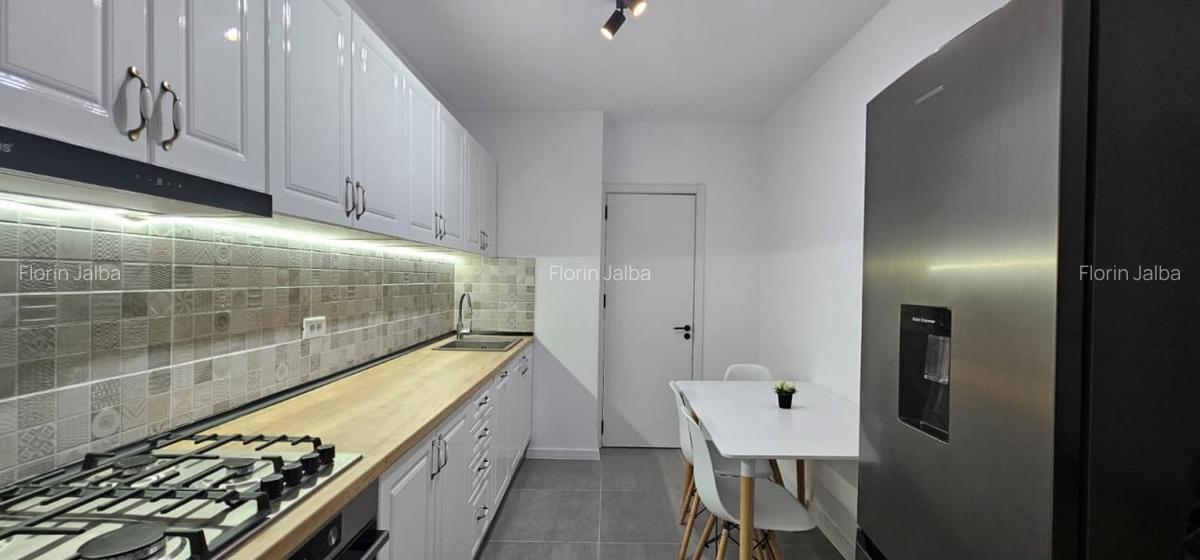 3 camere | renovat 2025 | mobilat & utilat | vedere panoramica | comision 0% - 6