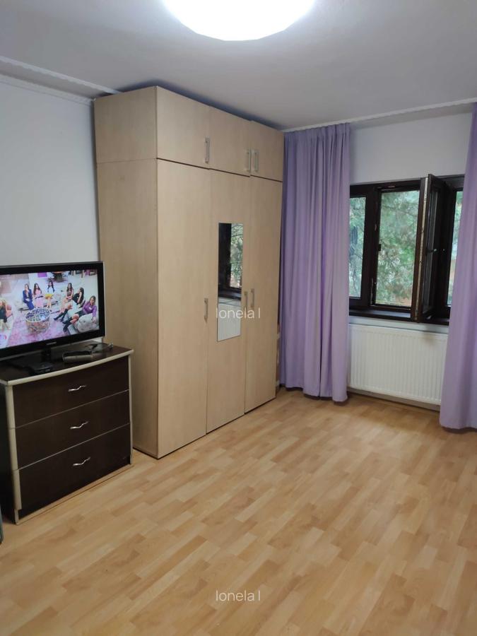 DRISTOR - ZONA FIZICIENILOR - Garsoniera  20 mp - BLOC ANVELOPAT - 1