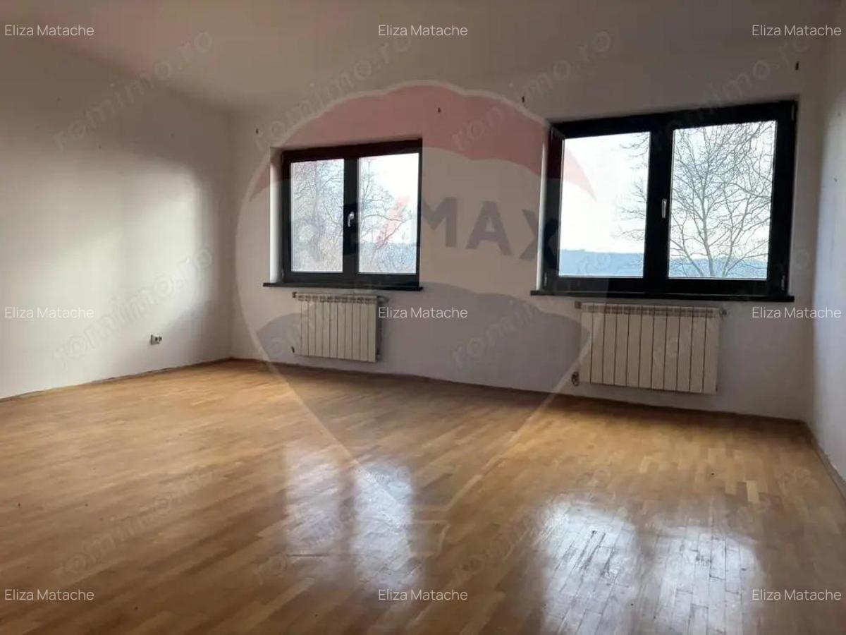 Vila de vanzare in zona Central Campulung-Muscel - 6