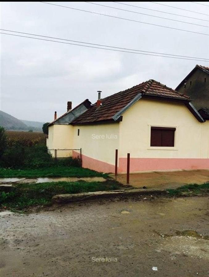 RECO Casa cu teren in Suncuius de Beius - 2