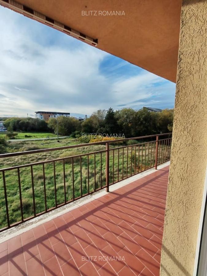 Apartament 4 camere, 111 mp, zona Depozitul de flori - 6