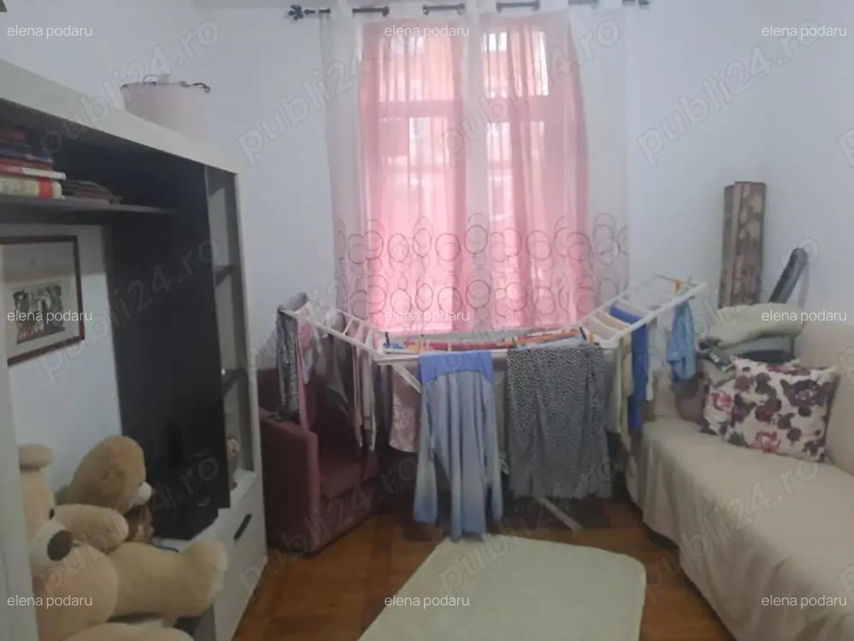 Vand apartament 2 camere decomandat parter inalt cu boxa Orasul Vulcan - 4