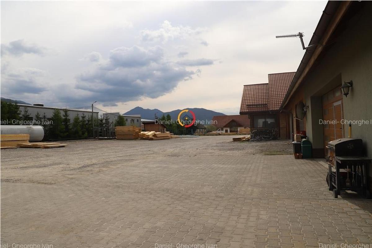 Constructii si teren  intravilan18.000 mp - 2