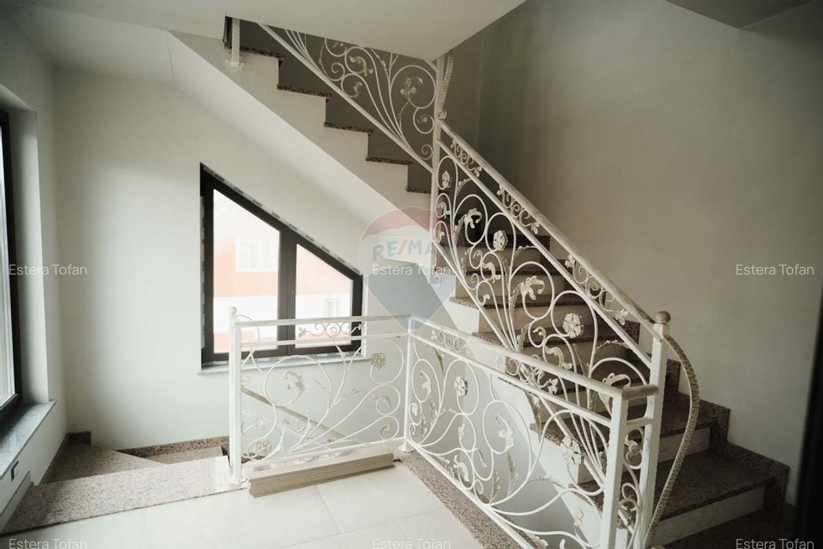 Spatiu comercial de inchiriat in Com Marginea - 18