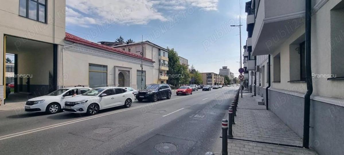 Inchiriez spatiu ultracentral Pitesti, 700 mp, vitrina mare stradala - 2