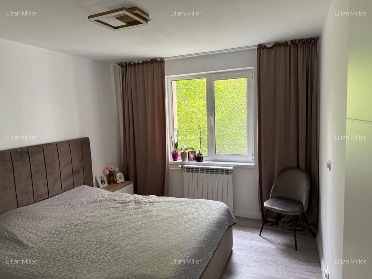4 camere , Renovat integral, Mobilat modern, poziție excelentă - metrou L304 - 2