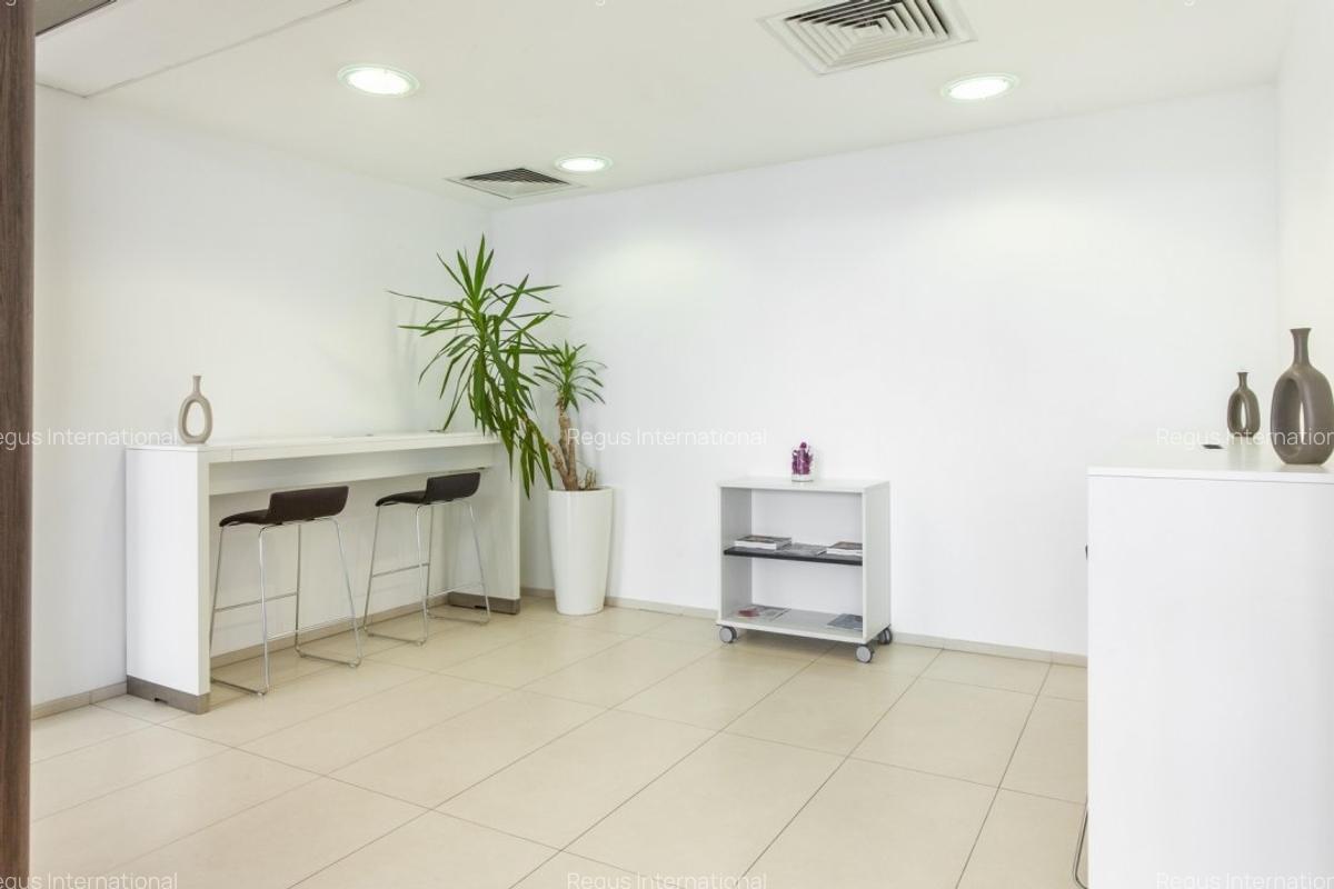 Acces all-inclusive la birouri în Regus Green Gate - 3