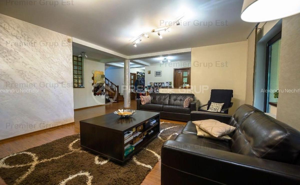 Vila 5 camere, Iasi - Platou Galata, 240mp - 1